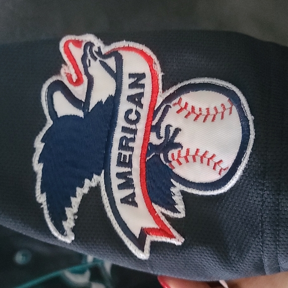 Youth Seattle Mariners jersey - Picture 2 of 5